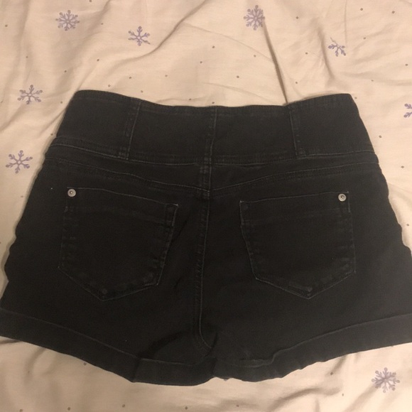 Black high rise shorts!! - Picture 2 of 4